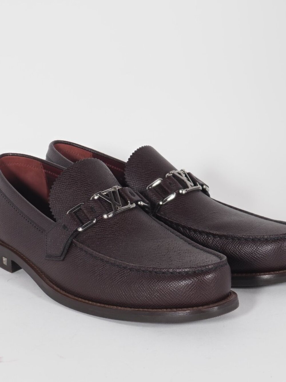Louis Vuitton Brown Taiga Leather LV Bit Loafers Dress Shoes 7.5